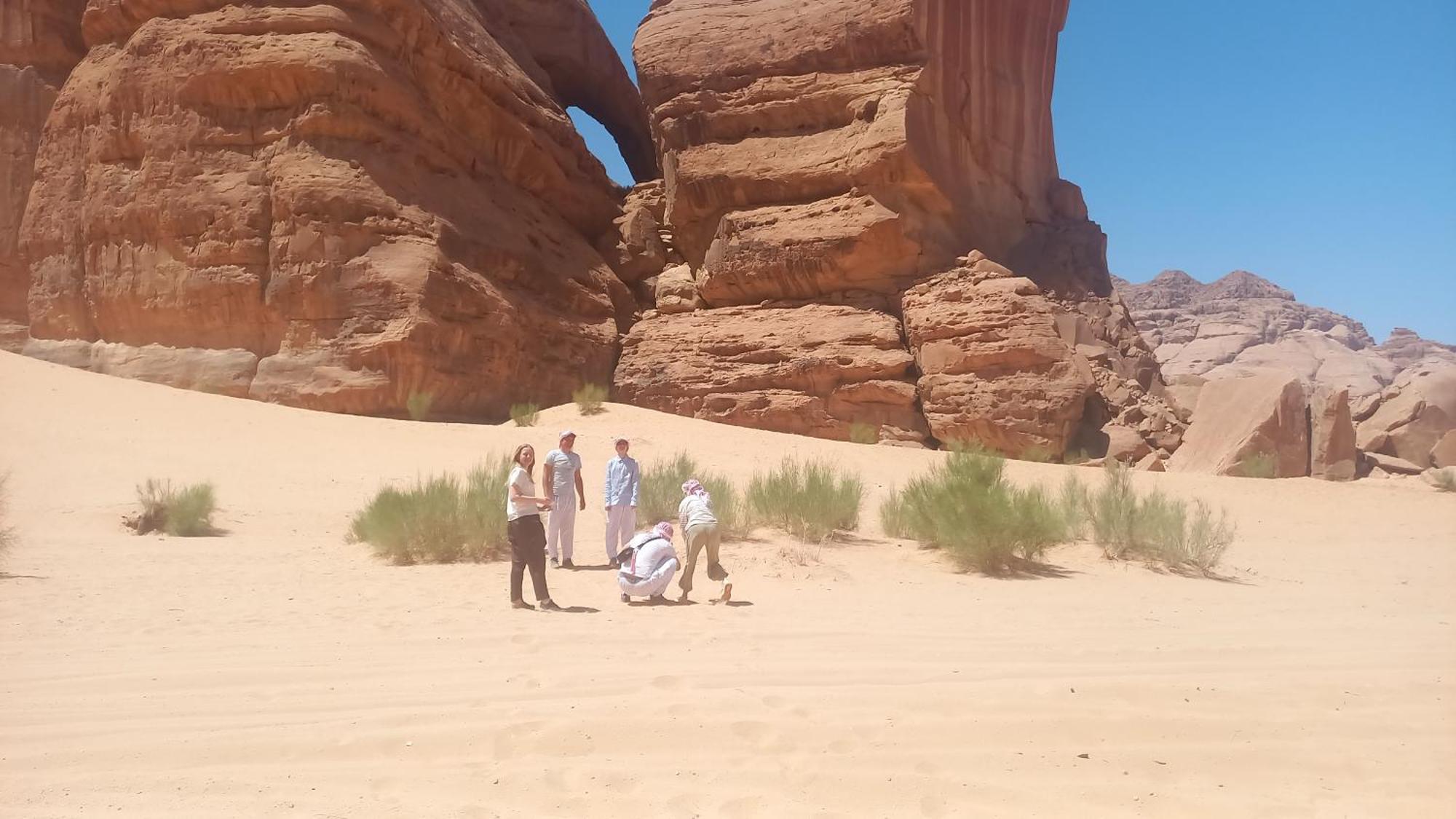 غرووب وادي رم Hotel Buitenkant foto