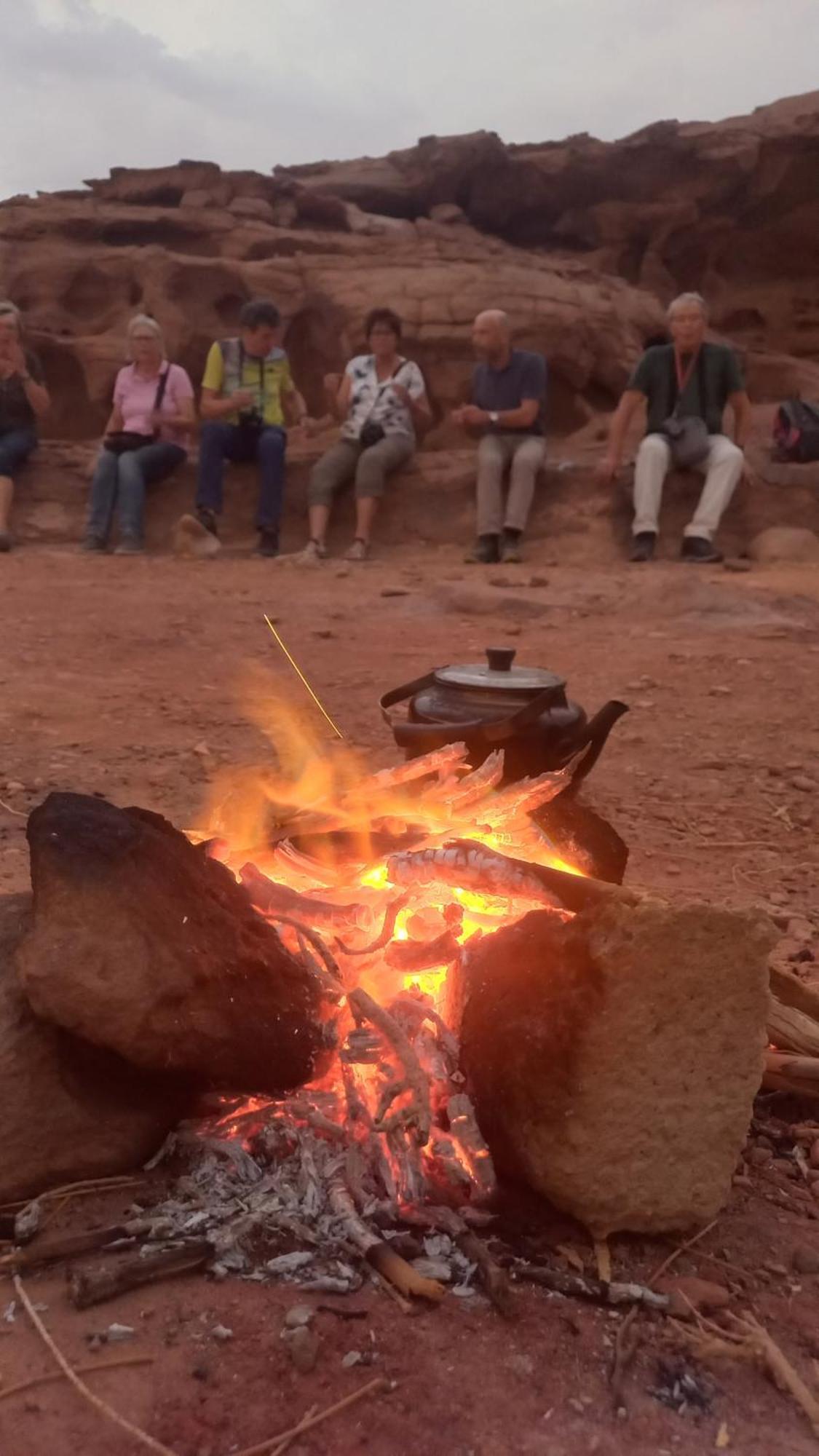 غرووب وادي رم Hotel Buitenkant foto