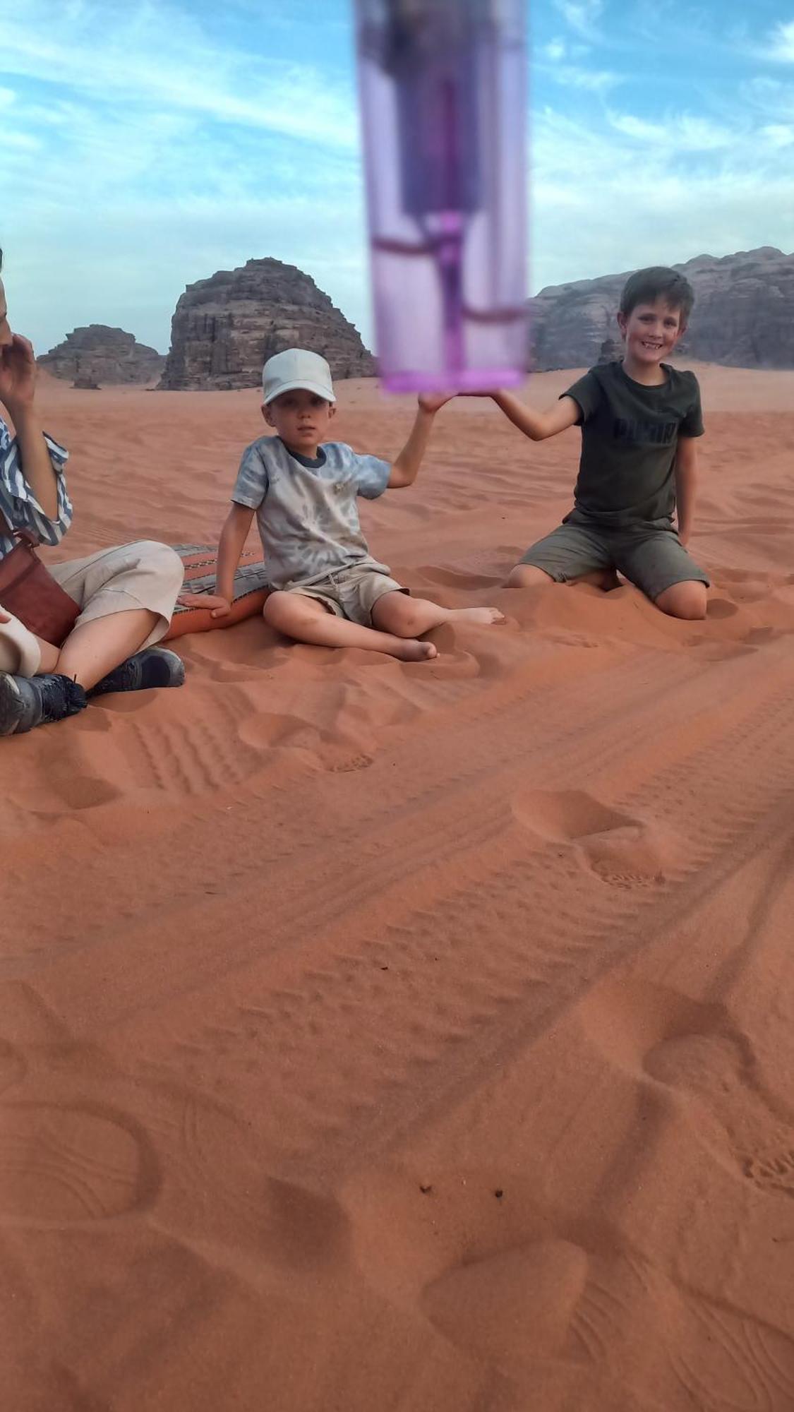 غرووب وادي رم Hotel Buitenkant foto
